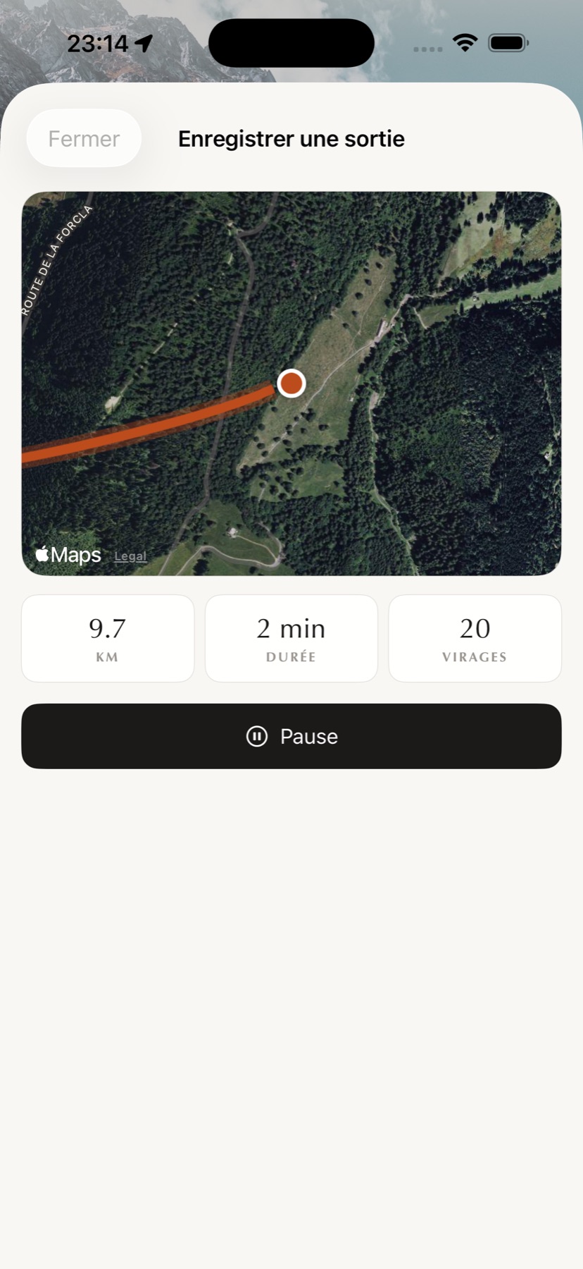 Enregistrement d'une sortie en cours : distance, durée et nombre de virages